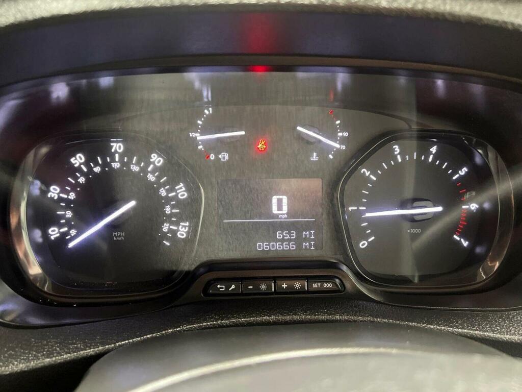 Vauxhall Vivaro 3100 100Kw Elite 75Kwh H1 Van Grey #21