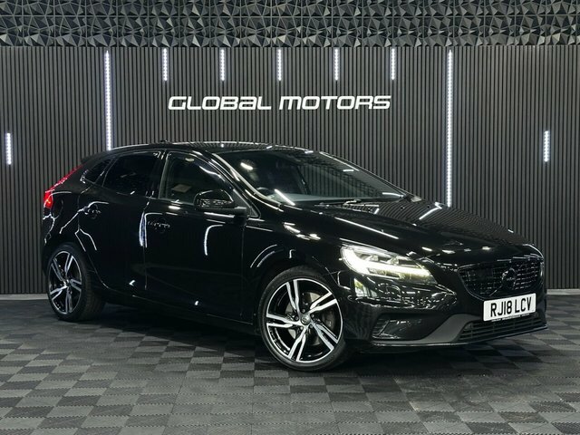 Volvo V40 2018 2.0 D3 R-design Pro Hatchback Manu Black