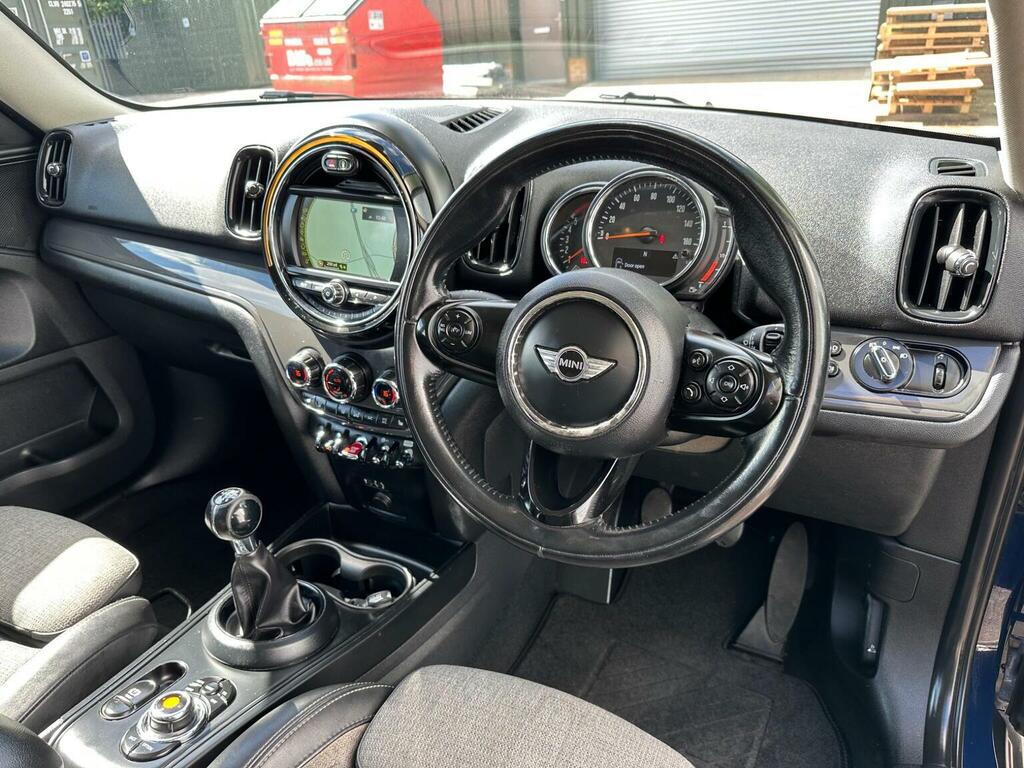 Mini Countryman Cooper D Green #13
