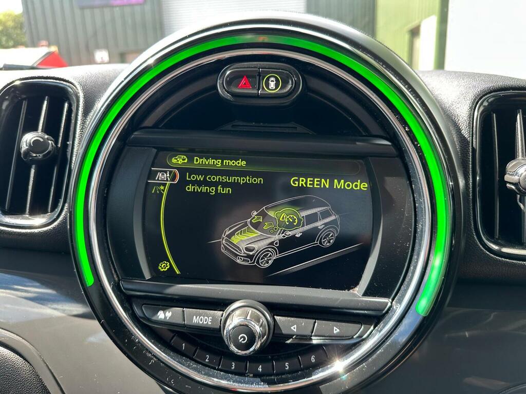 Mini Countryman Cooper D Green #24