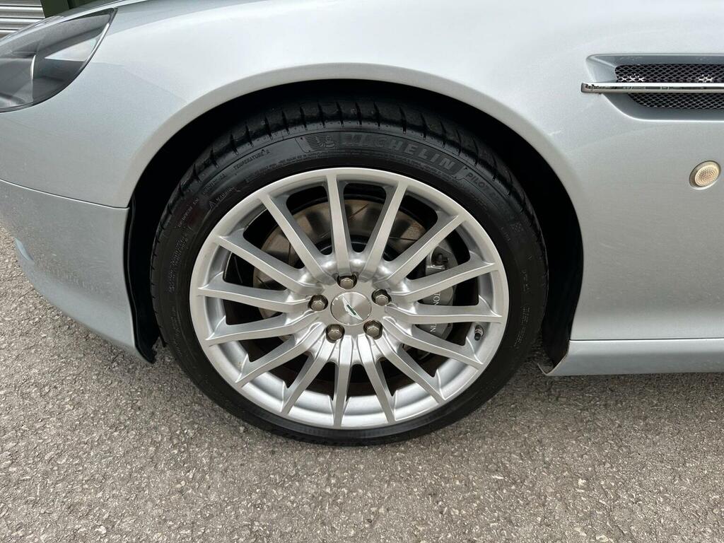 Aston Martin DB9 5.9L Null Silver #10