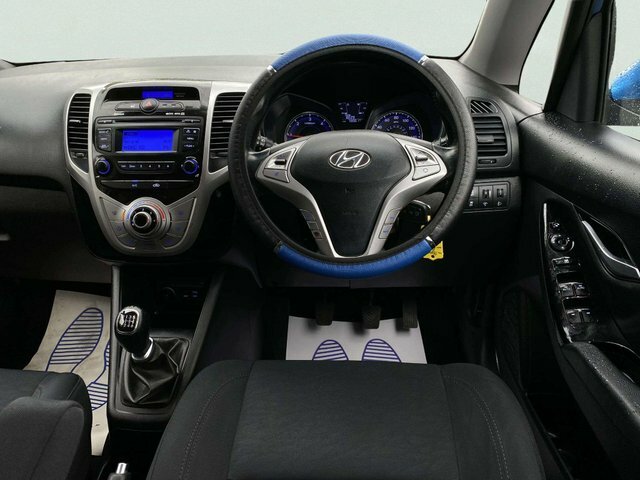 Hyundai Ix20 2016 1.6 Crdi Blue Drive Premium Euro 6 Blue #3