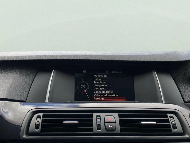 BMW 5 Series 525D Se Touring Black #39