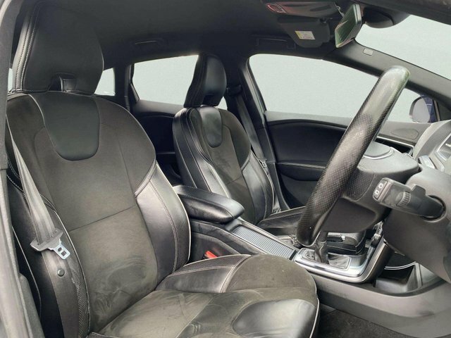 Volvo V40 D3 4 Cyl 150 R Design Lux Nav Blue #22