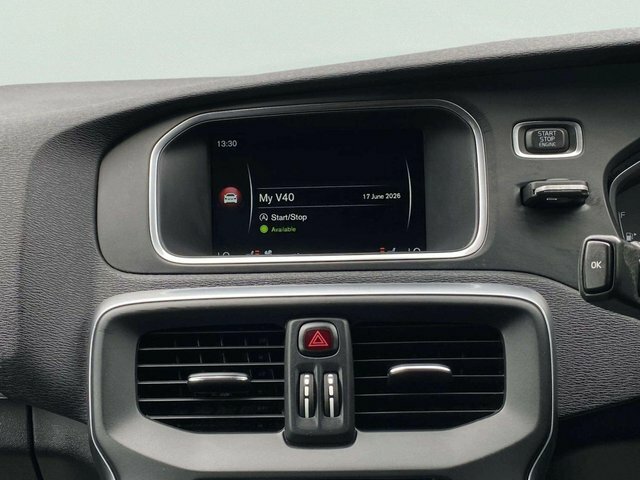 Volvo V40 D3 4 Cyl 150 R Design Lux Nav Blue #12