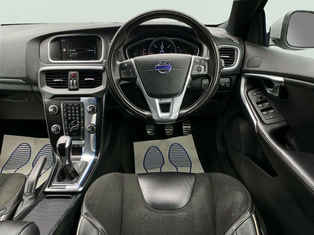 Volvo V40 D3 4 Cyl 150 R Design Lux Nav Blue #11