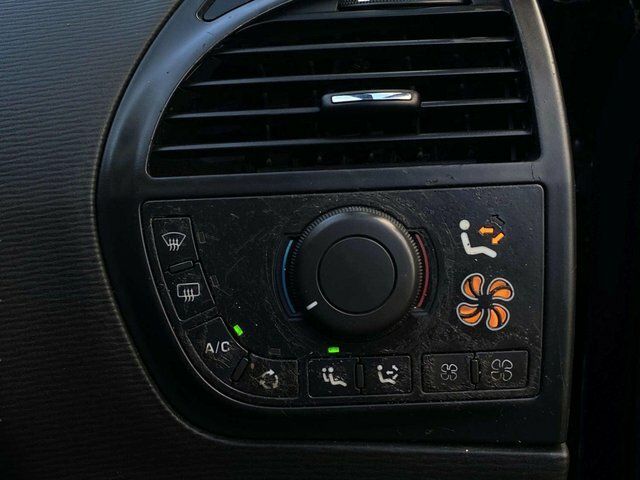 Citroen C4 Picasso Picasso 1.6 Hdi Sx Egs Red #34