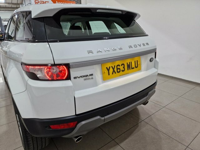 Land Rover Range Rover Evoque 2.2 Sd4 Dynamic Hatchback Brown #76