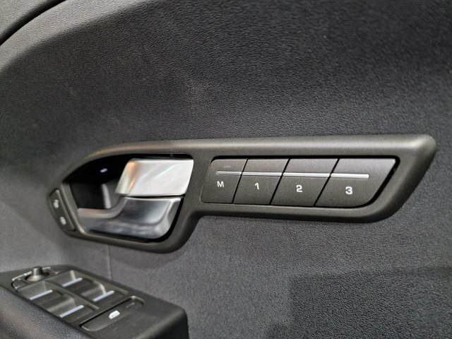 Land Rover Range Rover Evoque 2.2 Sd4 Dynamic Hatchback Brown #73