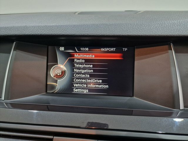 BMW 5 Series 2L M Sport White #31
