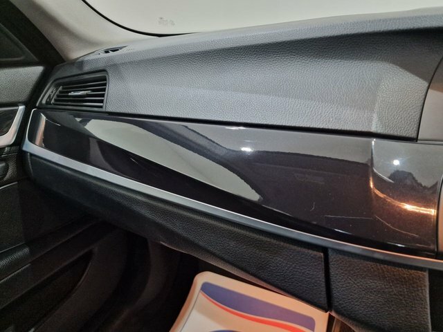 BMW 5 Series 2L M Sport White #26