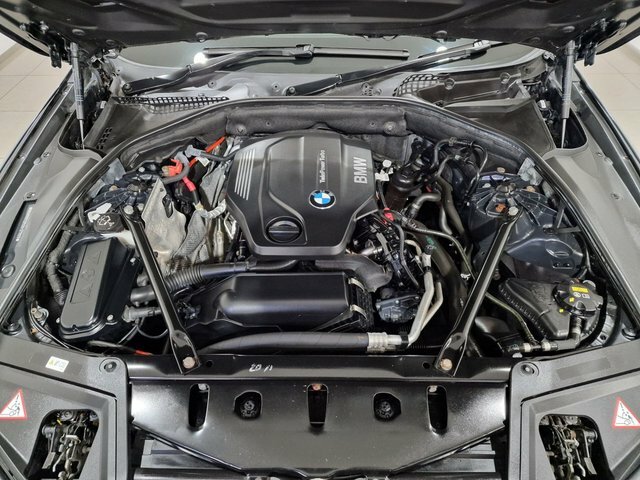 BMW 5 Series 2L M Sport White #91