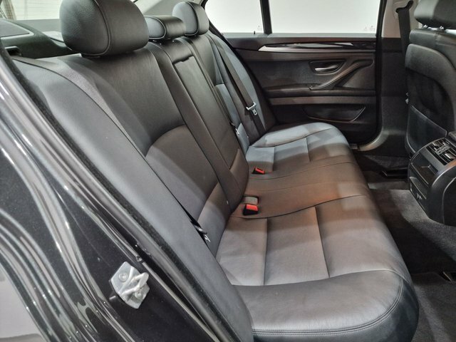 BMW 5 Series 2L M Sport White #13