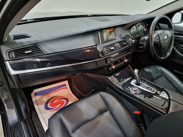 BMW 5 Series 2L M Sport White #24