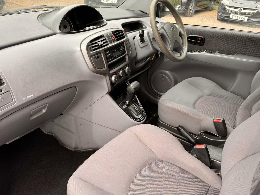 Hyundai Matrix 1.6 Comfort Euro 4 Red #26