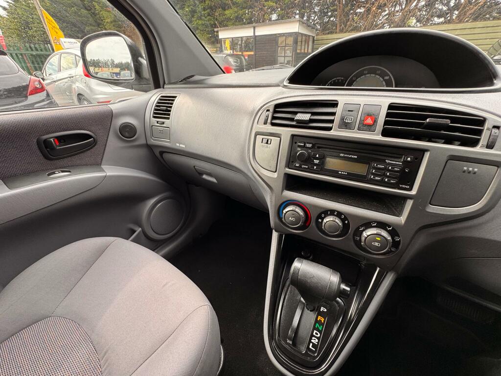Hyundai Matrix 1.6 Comfort Euro 4 Red #23
