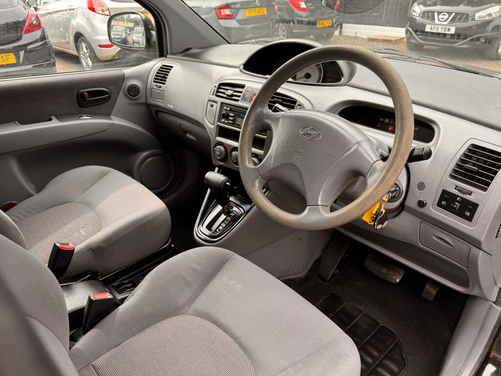 Hyundai Matrix 1.6 Comfort Euro 4 Red #27