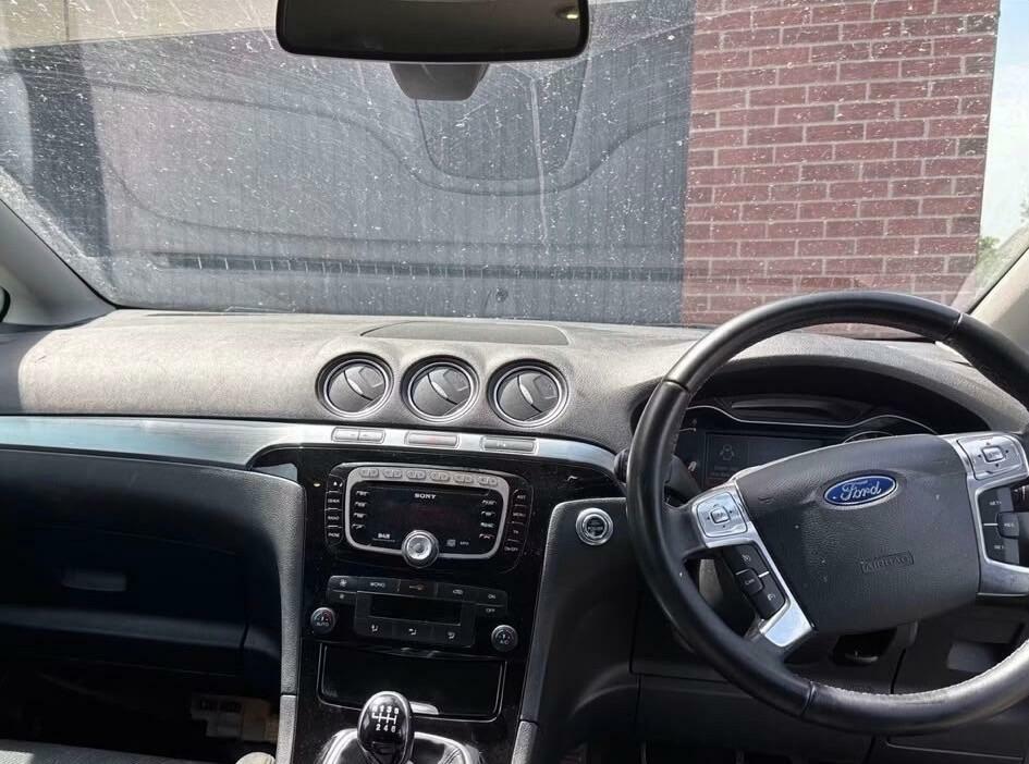 Ford S-Max Titanium Silver #4