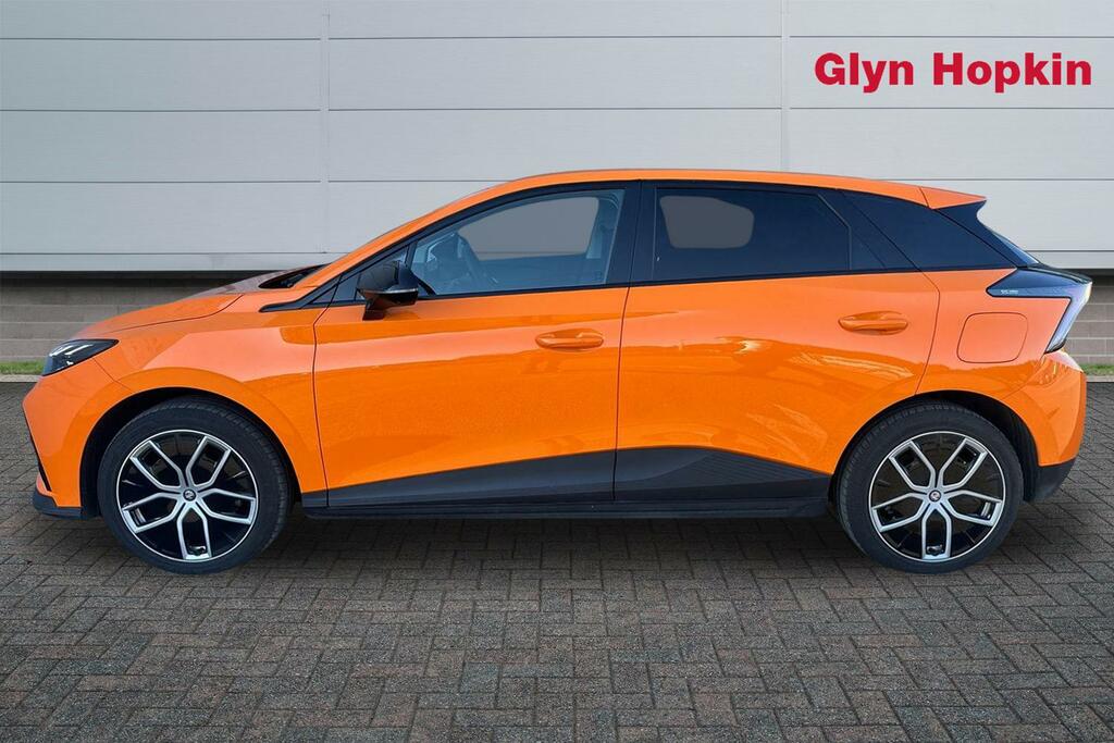 MG MG4 150Kw Trophy Ev Long Range 64Kwh EX75VGP Orange #6