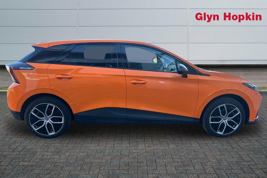 MG MG4 150Kw Trophy Ev Long Range 64Kwh EX75VGP Orange #2