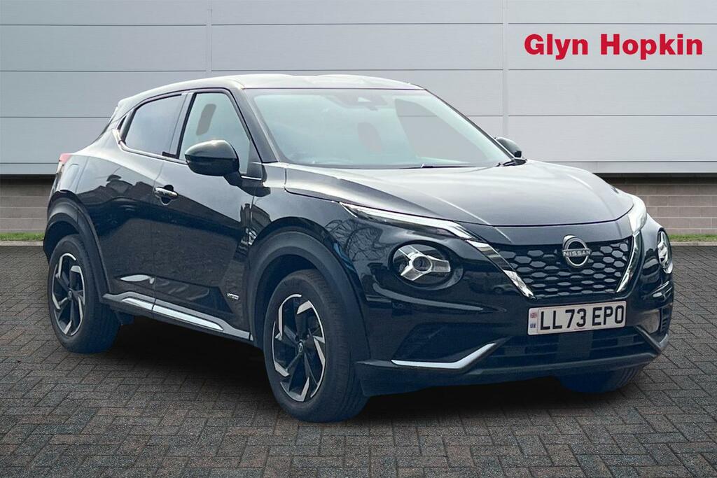 Nissan Juke 1.6 Hybrid N-connecta Black