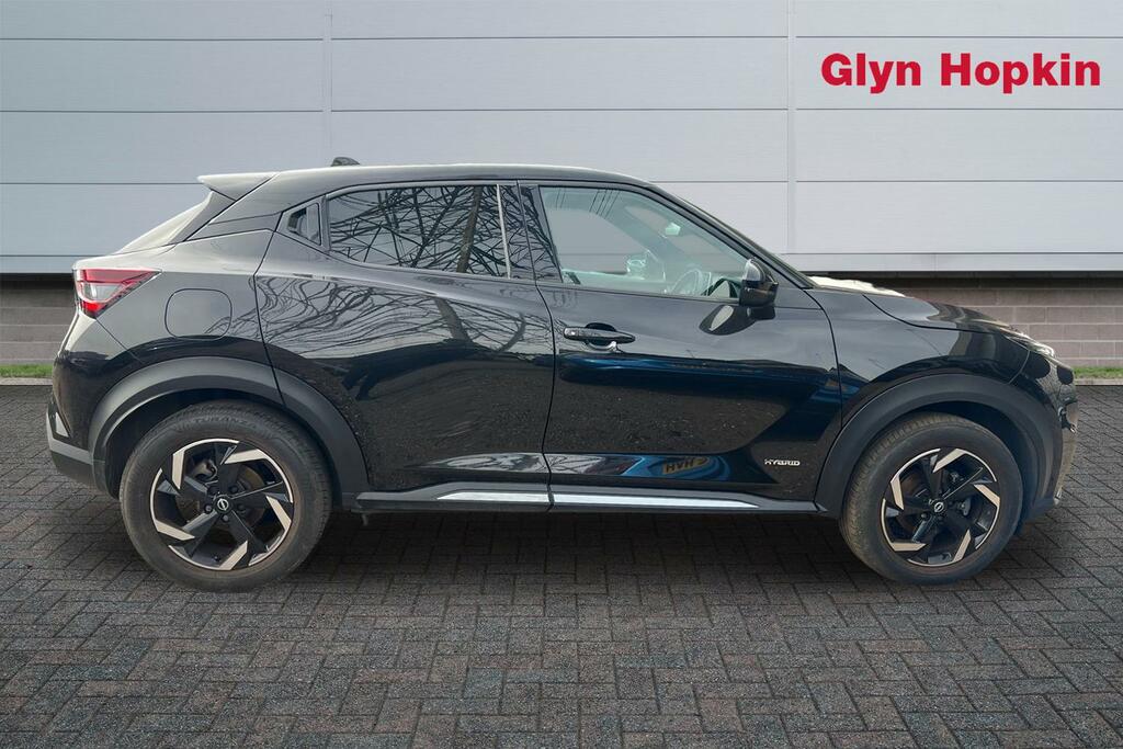 Nissan Juke 1.6 Hybrid N-connecta LL73EPO Black #2