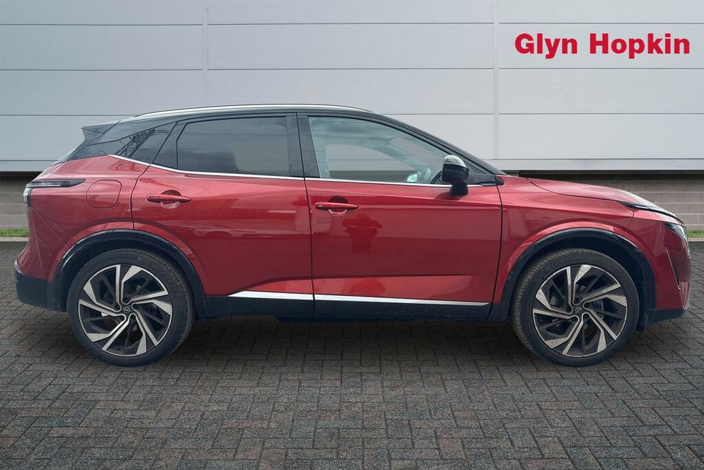 Nissan Qashqai 1.3 Dig-t Mh 158 Tekna ET25MHL Red #2