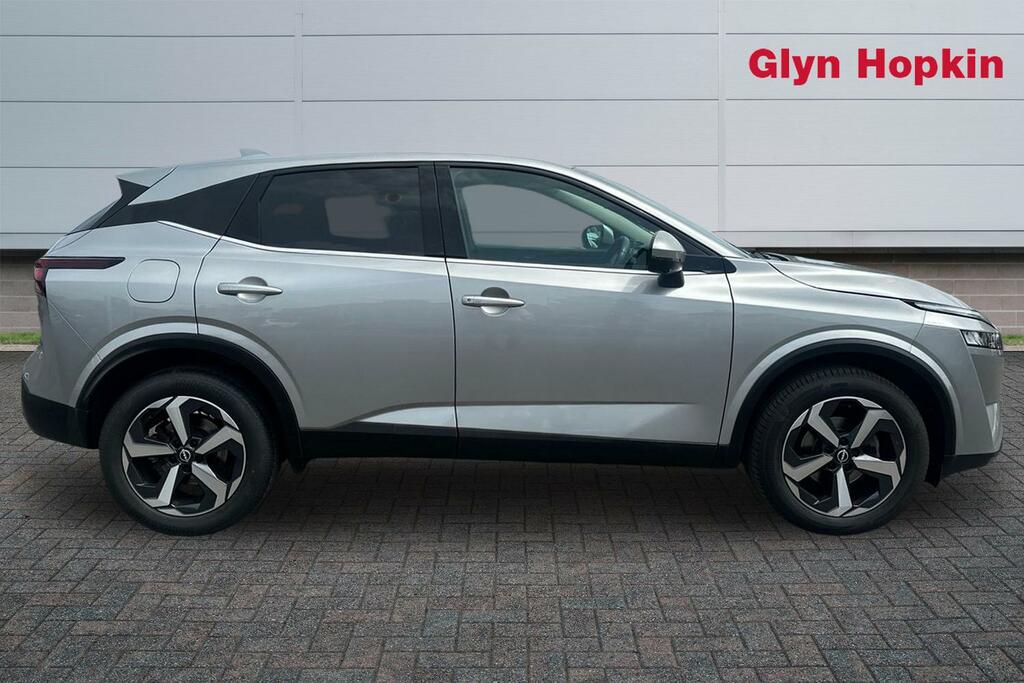 Nissan Qashqai 1.3 Dig-t Mh 158 N-connecta Xtronic MT72HRM Silver #2
