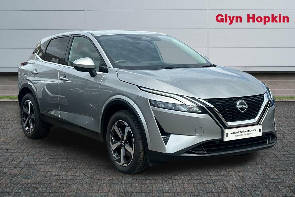 Nissan Qashqai 1.3 Dig-t Mh 158 N-connecta Xtronic MT72HRM Silver