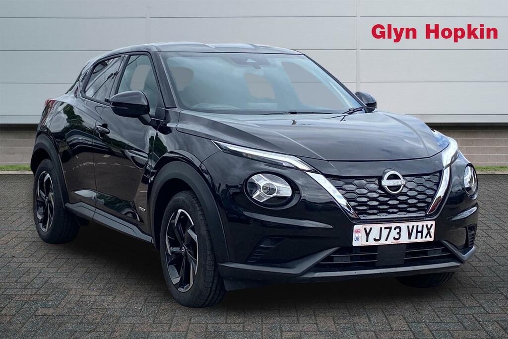 Nissan Juke 1.6 Hybrid N-connecta Black