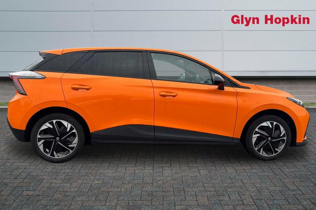 MG MG4 150Kw Trophy Ev Long Range 64Kwh Orange #2