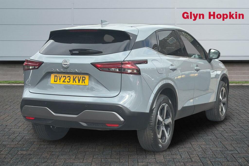 Nissan Qashqai 1.3 Dig-t Mh N-connecta DY23KVR #3