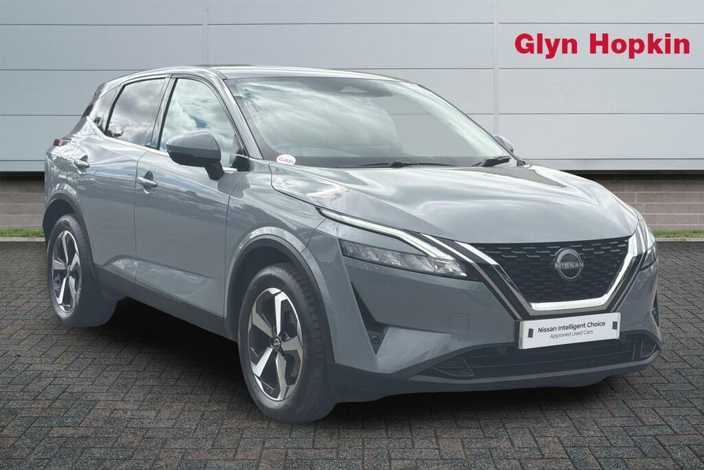 Nissan Qashqai 1.3 Dig-t Mh N-connecta DY23KVR