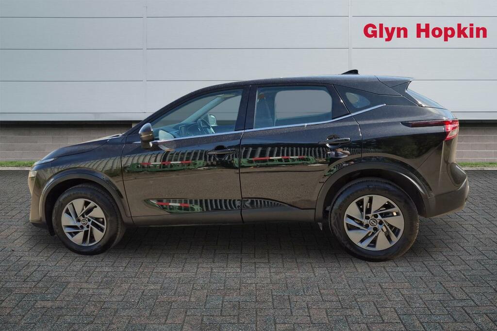 Nissan Qashqai 1.3 Dig-t Mh 158 Acenta Premium Xtronic DS23CLV Black #6