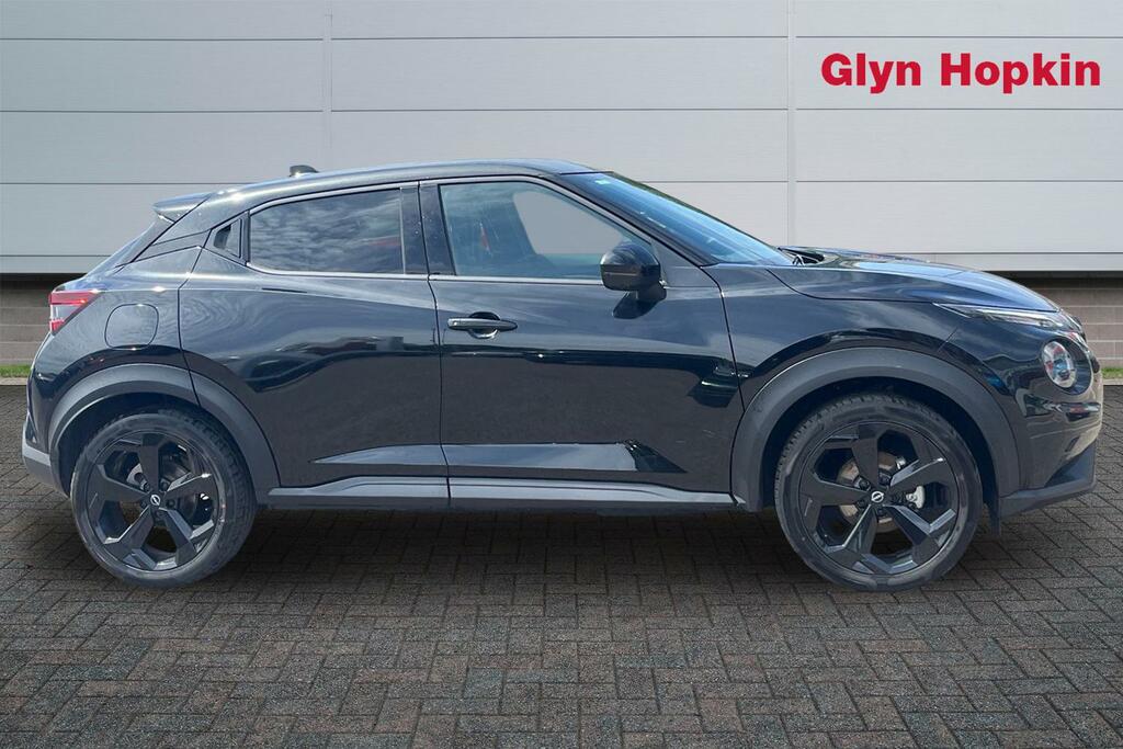 Nissan Juke 1.6 Hybrid Tekna OW25YSE Black #2