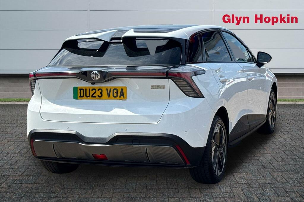 MG MG4 150Kw Trophy Ev Long Range 64Kwh DU23VOA White #3