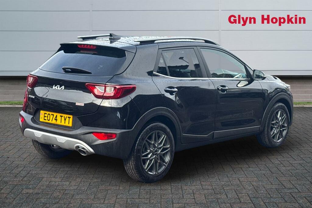 Kia Stonic 1.0T Gdi 48V Shadow Dct EO74TYT Black #3