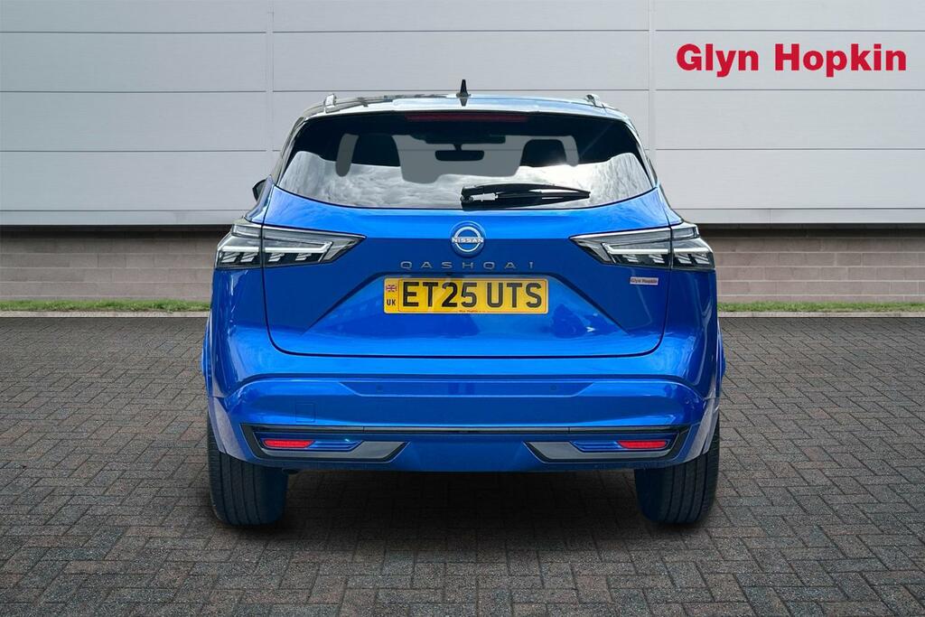 Nissan Qashqai 1.3 Dig-t Mh N-design ET25UTS Black #4