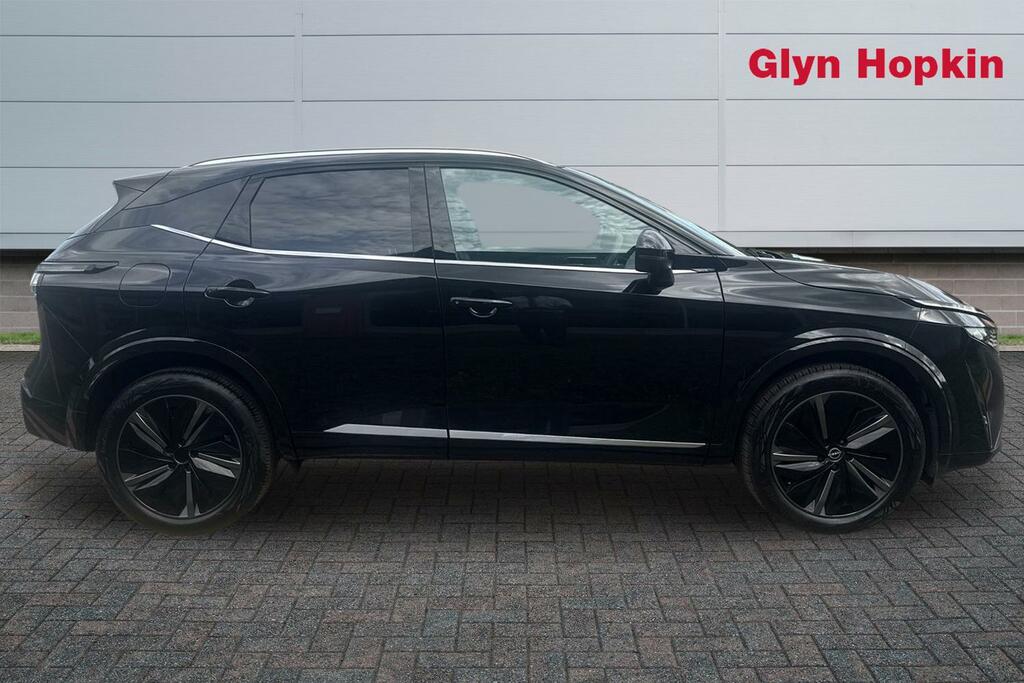 Nissan Qashqai 1.3 Dig-t Mh Tekna ET25UTP Black #2