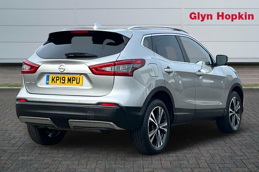 Nissan Qashqai 1.3 Dig-t N-connecta Glass Roof Pack KP19MPU Silver #3