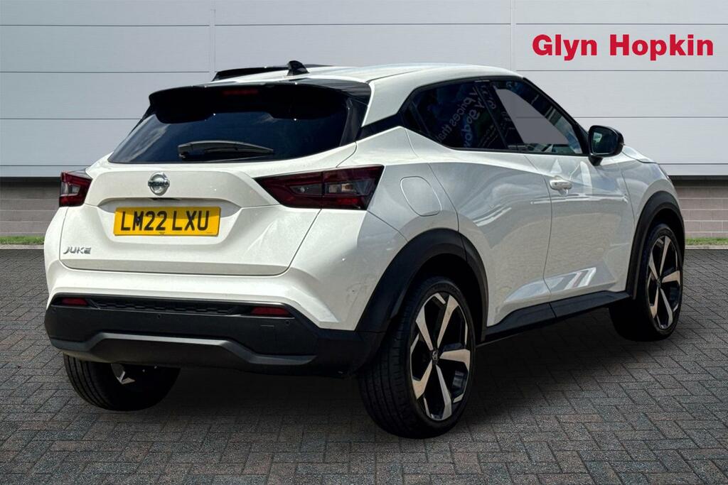 Nissan Juke 1.0 Dig-t 114 Tekna LM22LXU White #3