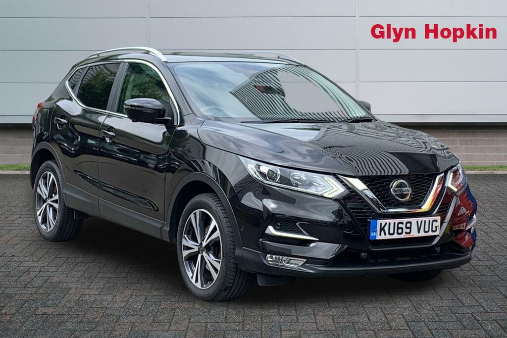 Nissan Qashqai 1.3 Dig-t N-connecta Glass Roof Pack KU69VUG Black