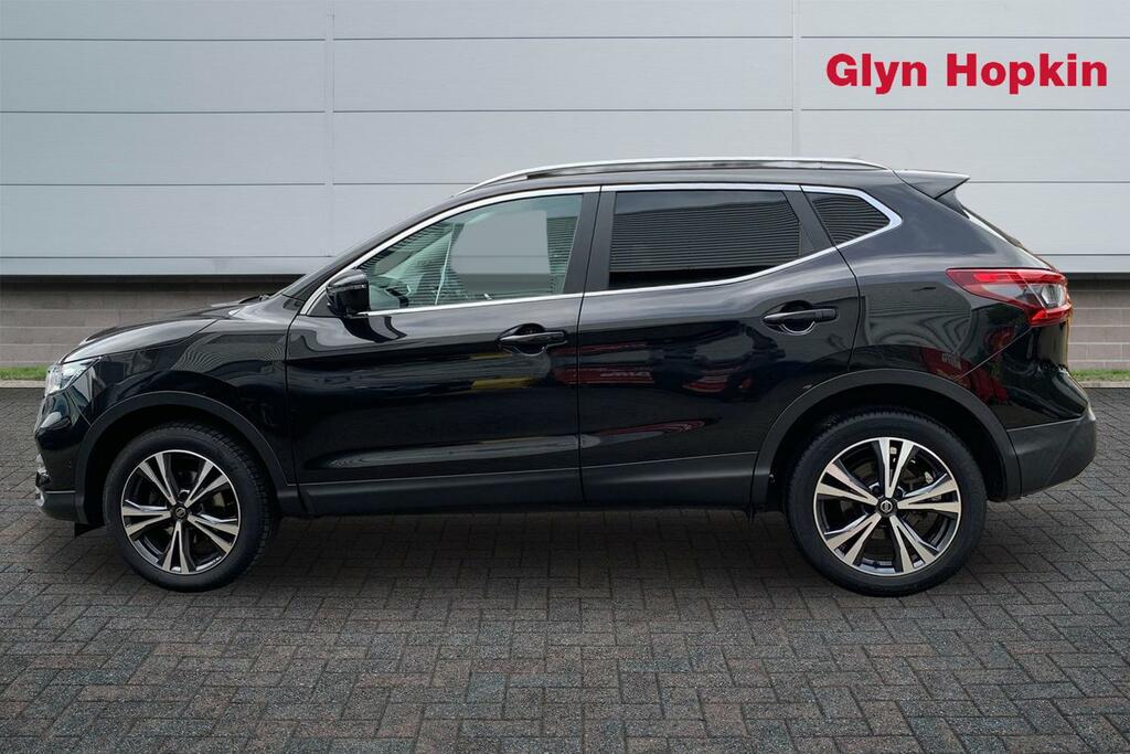 Nissan Qashqai 1.3 Dig-t N-connecta Glass Roof Pack KU69VUG Black #6