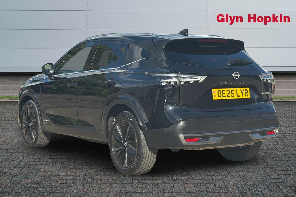 Nissan Qashqai 1.5 E-power Tekna OE25LYR Black #5