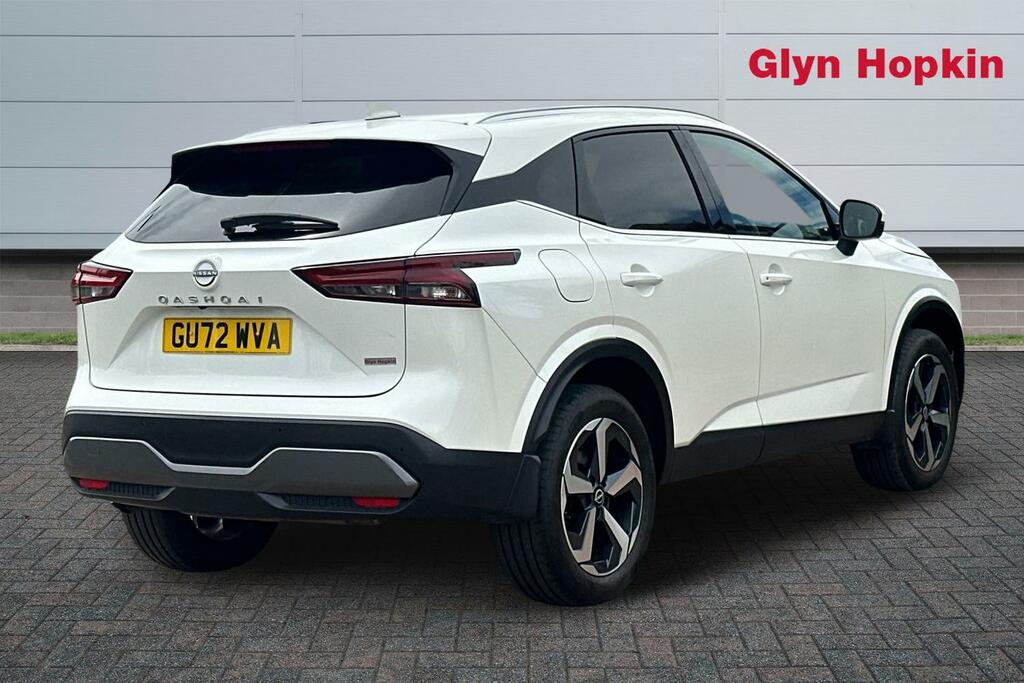 Nissan Qashqai 1.3 Dig-t Mh N-connecta GU72WVA White #3