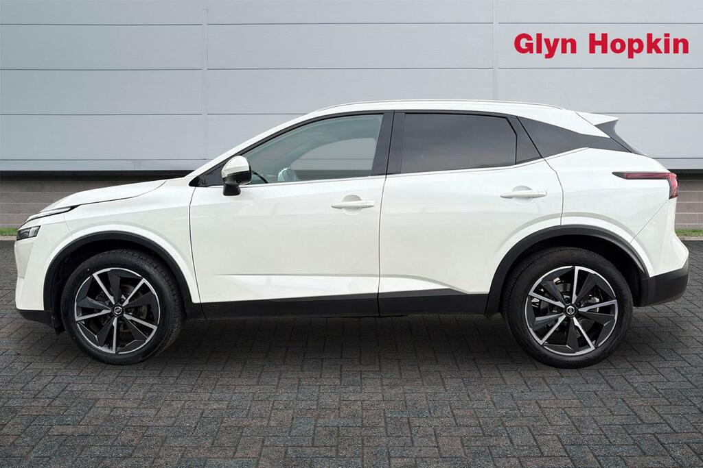 Nissan Qashqai 1.3 Dig-t Mh Tekna EY22UHT White #6