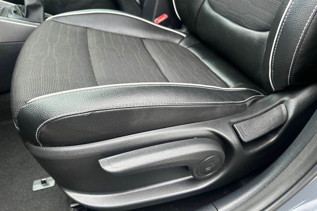 Kia Stonic 2023 73 1.0  #37