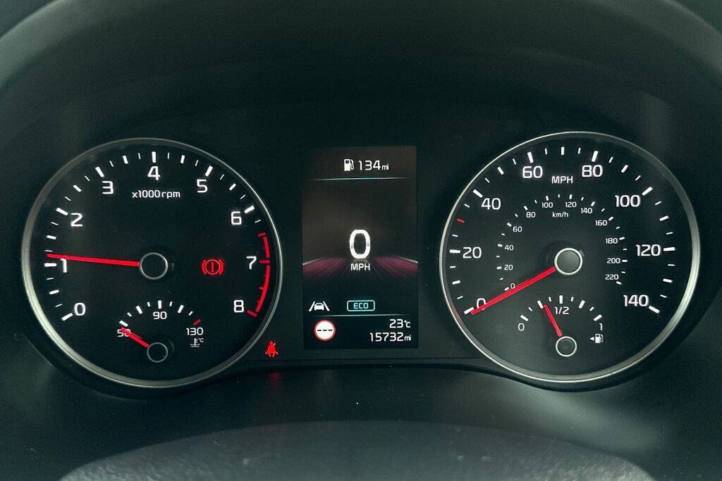 Kia Stonic 2023 73 1.0  #20