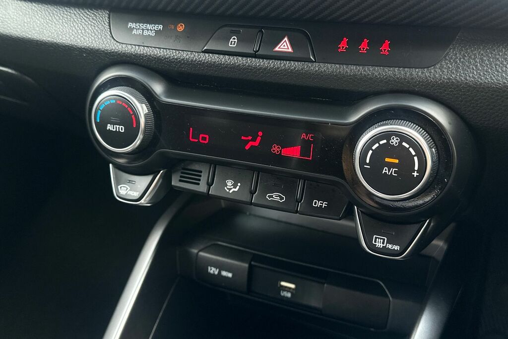 Kia Stonic 2023 73 1.0  #15