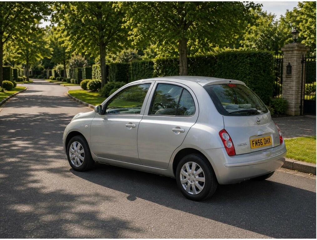 Nissan Micra Spirita Silver #2